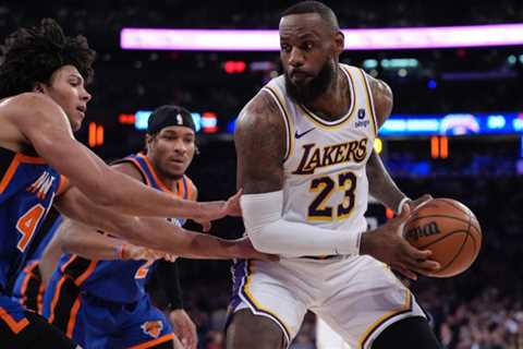 James, Lakers pull away for win to end Knicks’ nine-game winning streak