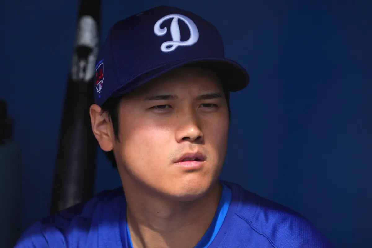 Shohei Ohtani Looks To Be Practicing His Pitching Motion For Dodgers