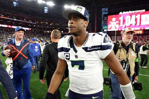 Report: Geno Smith ‘received commitment’ from Seahawks that he’ll be on 2024 roster
