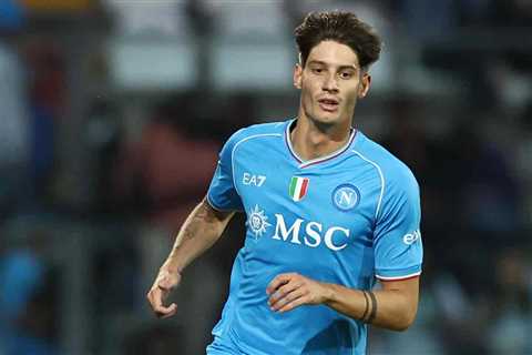 Juventus is eyeing a double swoop for Napoli stars