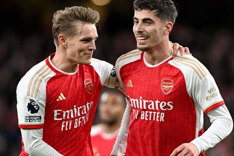 Arsenal cruise past Luton, return to Premier League summit