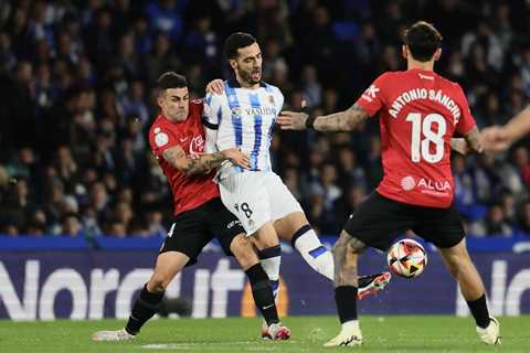 Real Sociedad expect star midfielder to reject Barcelona interest in favour of new contract