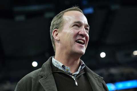 Peyton Manning Reveals His Thoughts On Bill Belichick Joining Manningcast