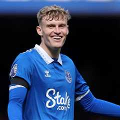 Man United table second bid for Everton defender Branthwaite