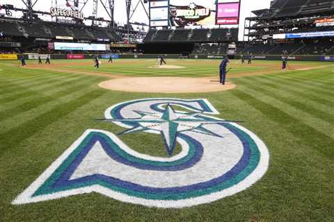 Mariners Reportedly Seeking Everyday Bat, Relief Help On Trade Market