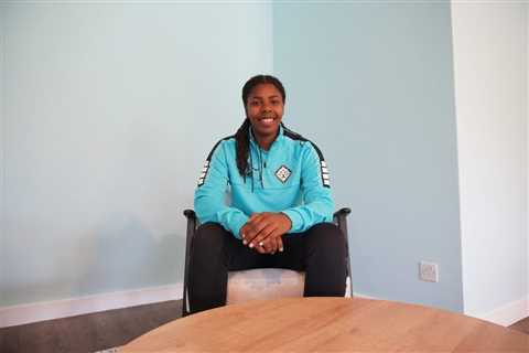 Former Chelsea forward Ajao joins London City Lionesses