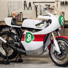 Big Dreams: An RD250-based Yamaha RD56 replica from Canada