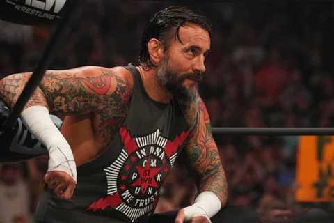 PHOTO – Jesse Ventura & CM Punk Shake Hands At WWE RAW – ‘Looks Like Hell Froze Over’