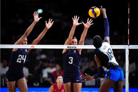 Resilient, improving USA women play Italy for Olympics volleyball gold