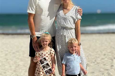 Rory McIlroy’s tennis ace ex Caroline Wozniacki reveals she’s pregnant with former NBA star’s baby..