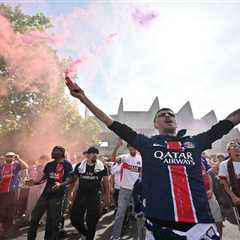 When Football Chaos Meets Tennis Elegance: My Night at Roland Garros During PSG's Big Moment
