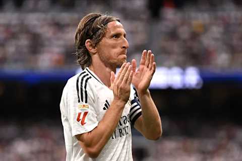 Real Madrid Legend Modric Begins New Chapter in Italian Football