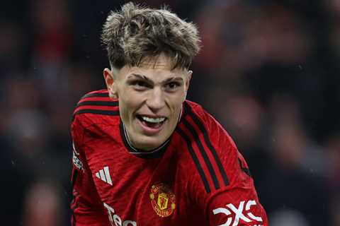 Man Utd’s Sensation Garnacho Could Join Villa in Stunning Premier League Switch