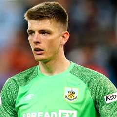 Manchester United Eye Controversial Move for Newcastle’s 33-Year-Old Goalkeeper