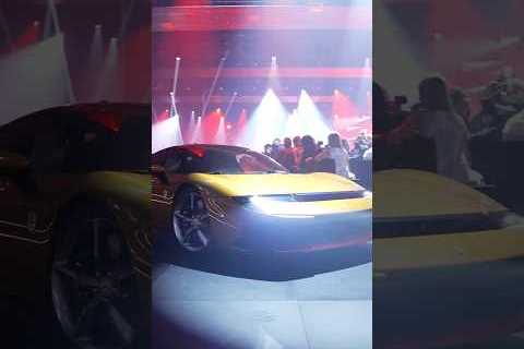 Amid beams of light and the watchful eyes of the #Ferrari drivers, this world premiere was unique.