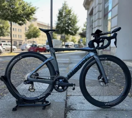 Rennrad Leipzig Sch&ouml;nefeld Ost - ROTHAI Sports