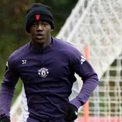 Kobbie Mainoo Returns to Training Ahead of Burnley Trip