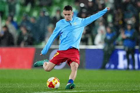 Man United Join Atletico in Move for Barca’s Casado